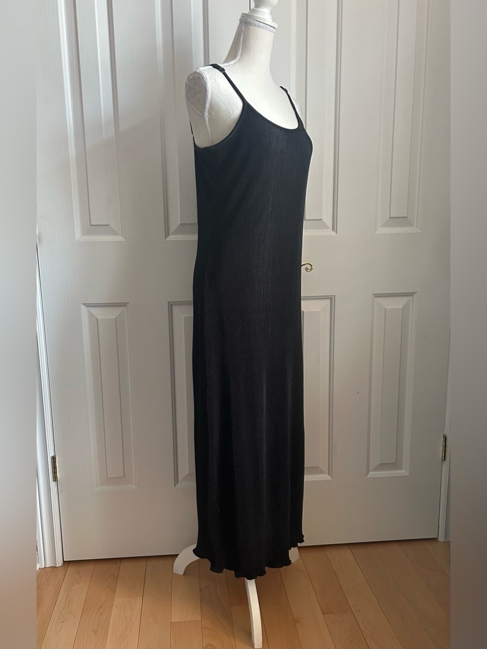 DESIGN LAB Lord & Taylor Ribbed Slip Maxi Dress, Black, Size Large - Picture 3 of 6